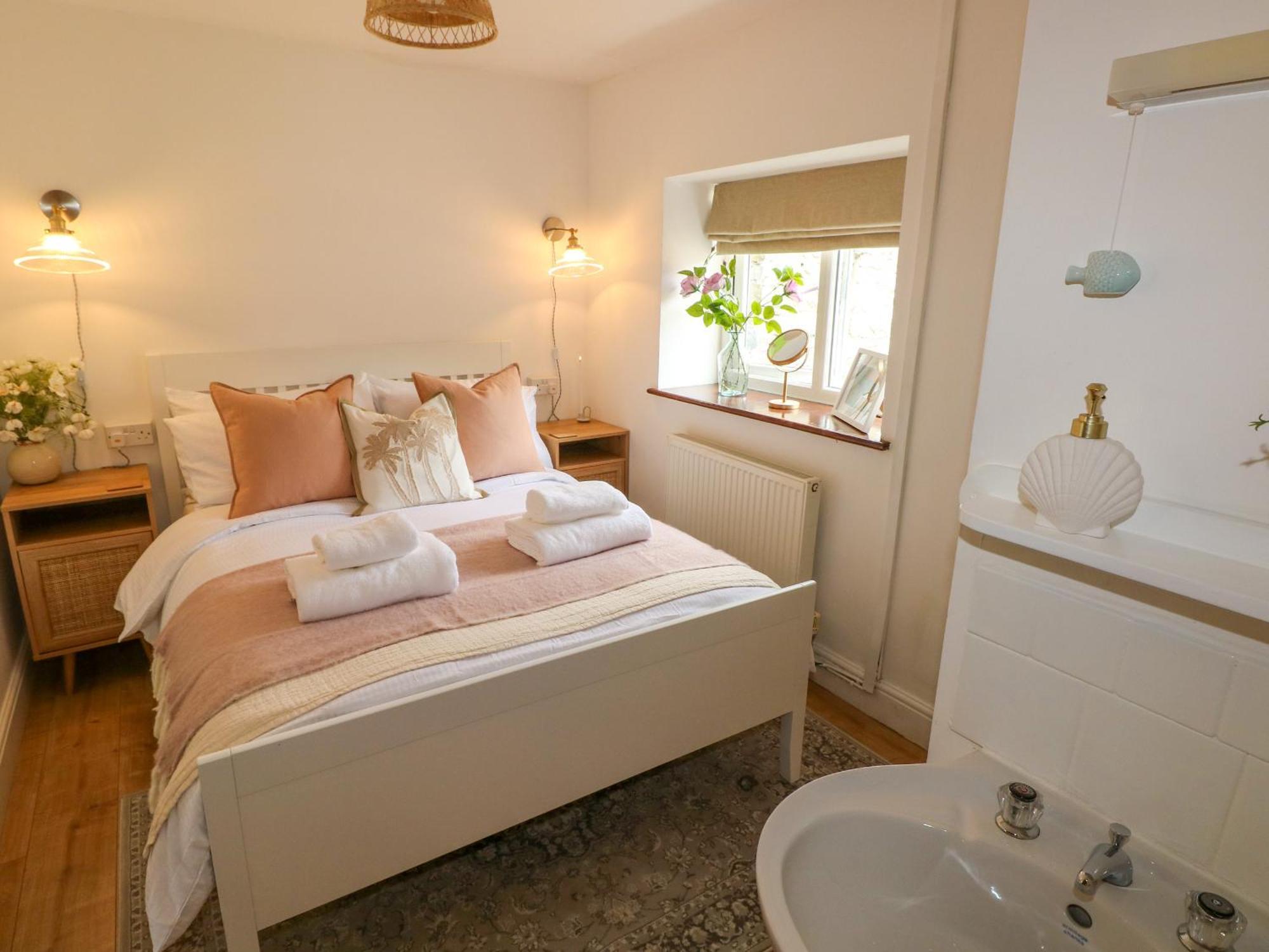 The Stables Villa Haverfordwest Bagian luar foto