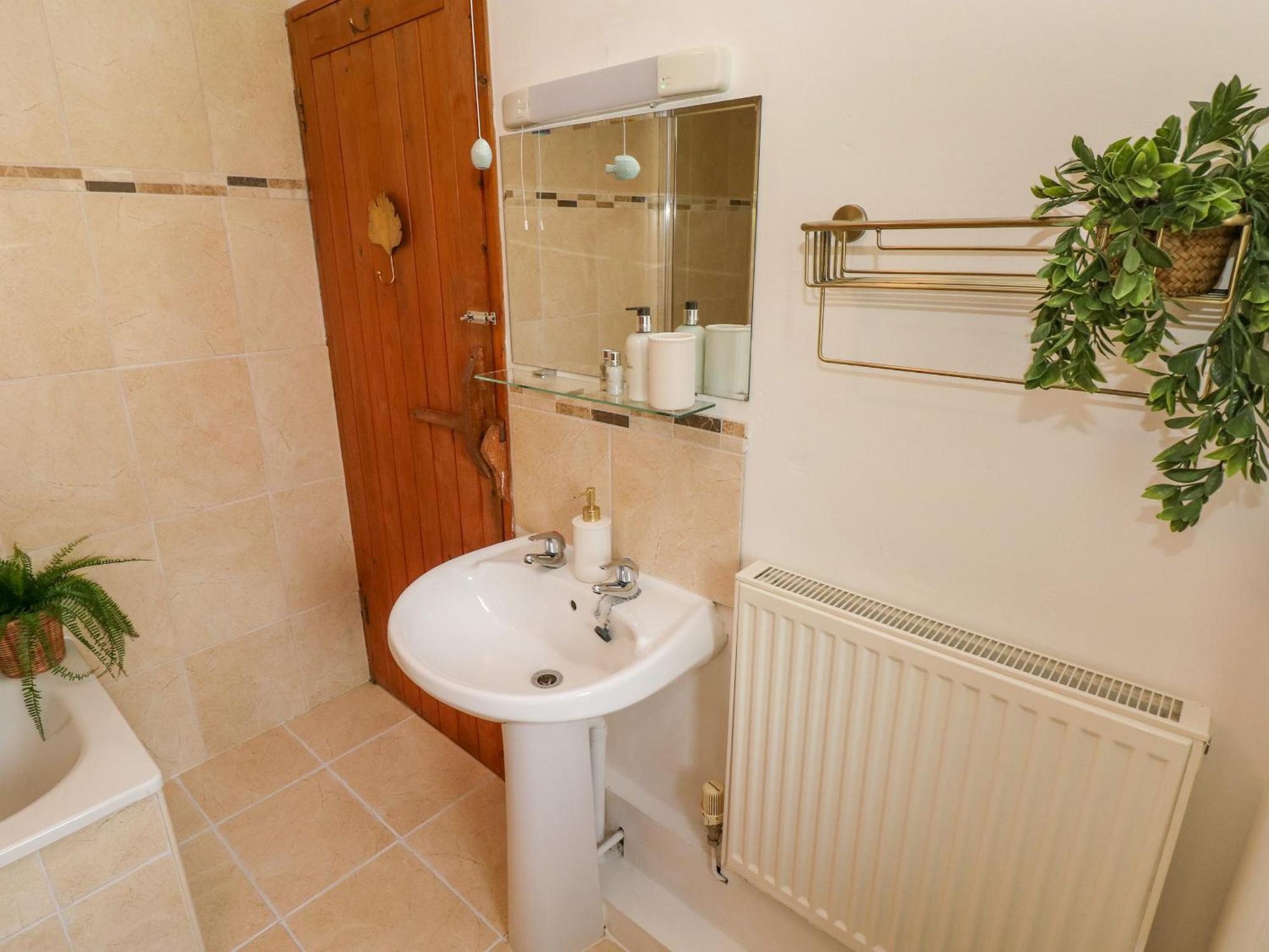 The Stables Villa Haverfordwest Bagian luar foto